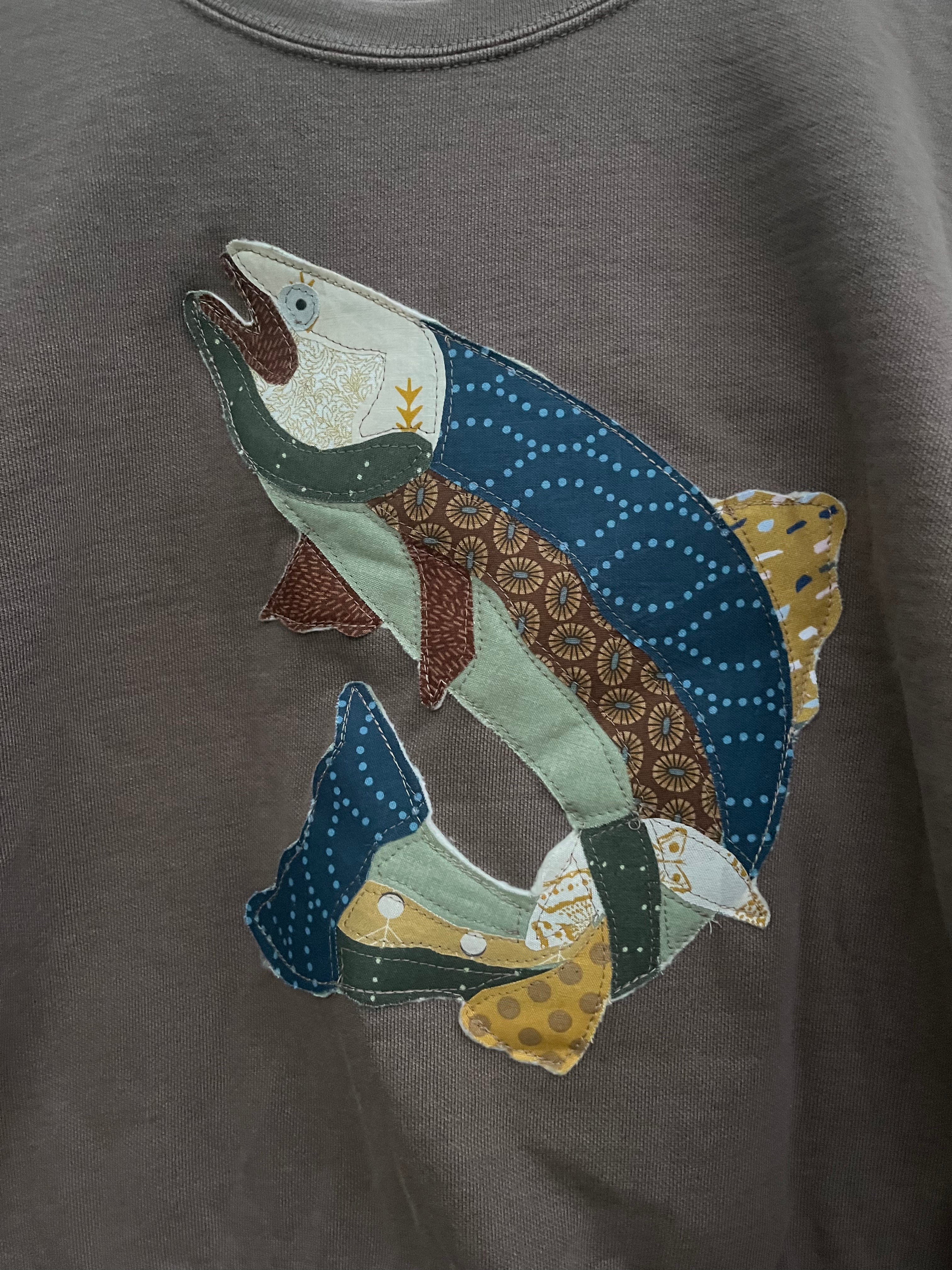 Cropped Comfort Colors Fish
